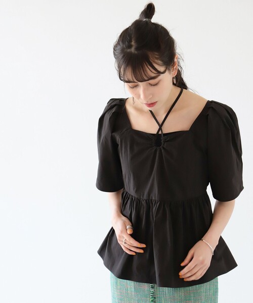 Ray BEAMS（レイビームス）の「Ray BEAMS / クロス ホルター スクエアネック ブラウス（シャツ/ブラウス・レディース・ブラック/ベージュ・ONE SIZE）」の16枚目の写真