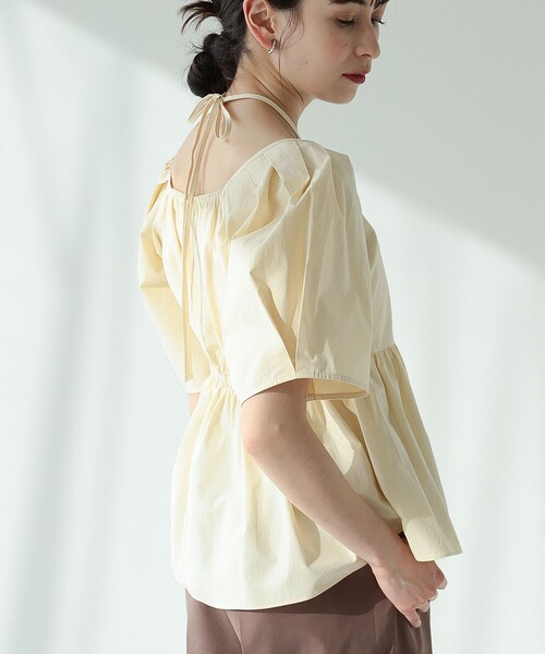 Ray BEAMS（レイビームス）の「Ray BEAMS / クロス ホルター スクエアネック ブラウス（シャツ/ブラウス・レディース・ブラック/ベージュ・ONE SIZE）」の13枚目の写真