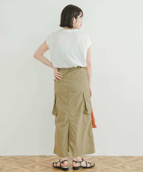 ITEMS URBANRESEARCH（アイテムズ アーバンリサーチ）の「ロゴフレンチTシャツ（Tシャツ/カットソー・レディース・ブラック/ホワイト/オレンジ/ブラウン・FREE）」の9枚目の写真