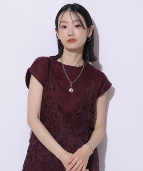 Mystrada(マイストラーダ)の「クルーネックカットソー(Tシャツ/カットソー・レディース・ブラック/ホワイト/グレイッシュベージュ/レッド系その他3・38)」の4枚目の写真