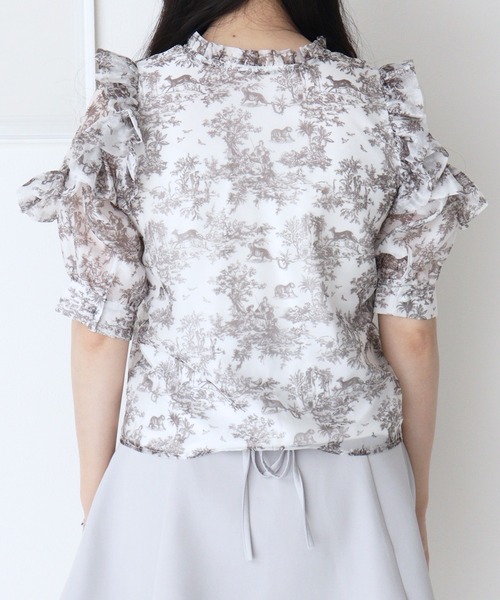 TITTY&CO.（ティティーアンドコー）の「フリルスリーブリボン半袖ブラウス（シャツ/ブラウス・レディース・ホワイト系その他/ブラック/ホワイト/ピンクベージュ/グレー・FREE）」の19枚目の写真