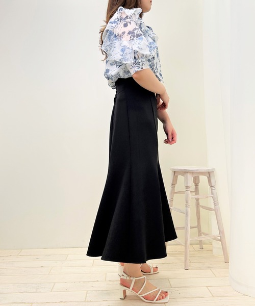 INGNI（イング）の「袖フリル花柄シアー5分袖／ブラウス（シャツ/ブラウス・レディース・ホワイト×ネイビー/グレー/ブラウン・M）」の4枚目の写真