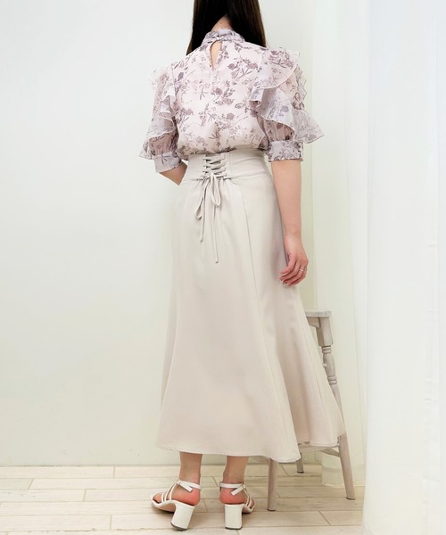 INGNI（イング）の「袖フリル花柄シアー5分袖／ブラウス（シャツ/ブラウス・レディース・ホワイト×ネイビー/グレー/ブラウン・M）」の14枚目の写真