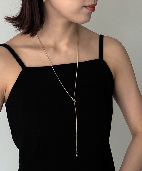 Riberry（リベリー）の「ドロップモチーフ/Y字　ロングネックレス（ネックレス・レディース・シルバー/ゴールド・FREE）」の3枚目の写真
