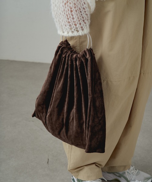 earthy（アーシー）の「ベロアリングBAG（ハンドバッグ・レディース・キャメル/ブラウン/アイボリー/ブラック・FREE）」の3枚目の写真