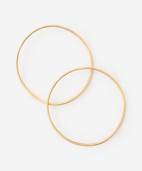 Bshop（ビショップ）の「CATH・S | BENDED HORN BANGLE SET