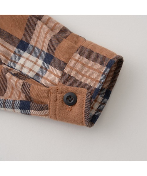 b・ROOM（ビールーム）の「チェックワイドシャツ（シャツ/ブラウス・キッズ・ブルー/キャメル/モスグリーン/オフホワイト・100cm/120cm/150cm/130cm/140cm/110cm）」の8枚目の写真