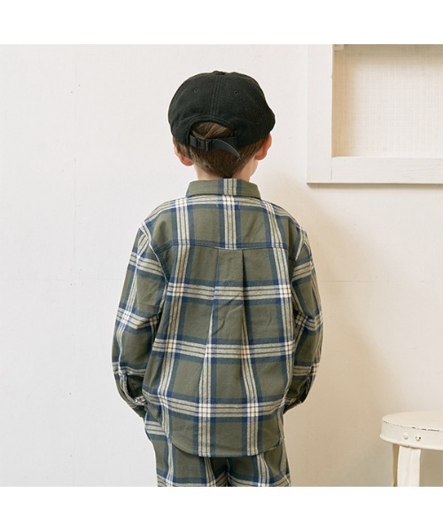 b・ROOM（ビールーム）の「チェックワイドシャツ（シャツ/ブラウス・キッズ・ブルー/キャメル/モスグリーン/オフホワイト・100cm/120cm/150cm/130cm/140cm/110cm）」の17枚目の写真