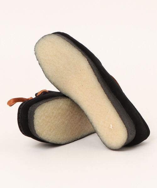 Ungrid（アングリッド）の「【Ca】CLARKS Wallabee（モカシン/デッキシューズ・レディース・ブラック/ベージュ・24.5/23.5/22.5）」の4枚目の写真