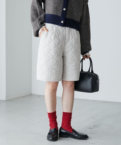 BONLECILL(ボンルシール)の「キルティング ワンタックショートパンツ(その他パンツ・レディース・カーキ/ブラック/ベージュ/アイボリー・L/M)」の14枚目の写真