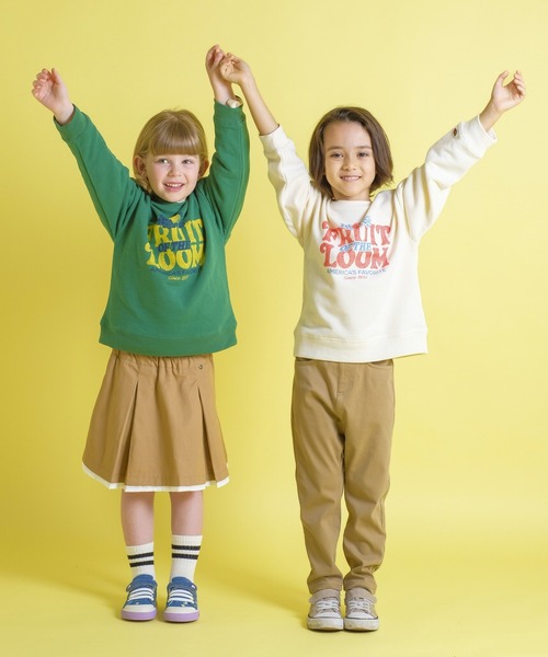 FRUIT OF THE LOOM（フルーツオブザルーム）の「KIDS CVC裏毛スウェットトレーナー / 長袖 / スウェット / 前面 / ロゴ / プリント / カジュアル / ユニセックス（スウェット・キッズ・ホワイト/レッド/グリーン・S/L/M）」の17枚目の写真