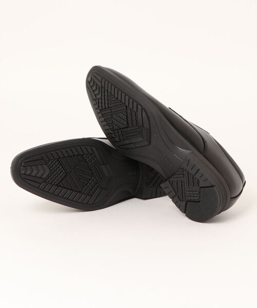 CEDAR CREST（セダークレスト ）の「【CEDAR CREST】 軽量プレーントゥビジネスシューズ（ドレスシューズ・メンズ・ブラック・27.0cm/26.5cm/25.5cm/24.5cm/26.0cm/25.0cm/27.5cm/28.0cm）」の3枚目の写真