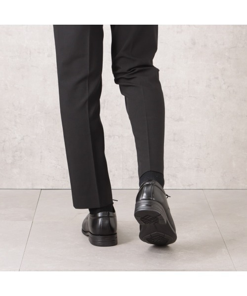 CEDAR CREST（セダークレスト ）の「【CEDAR CREST】 軽量プレーントゥビジネスシューズ（ドレスシューズ・メンズ・ブラック・27.0cm/26.5cm/25.5cm/24.5cm/26.0cm/25.0cm/27.5cm/28.0cm）」の13枚目の写真