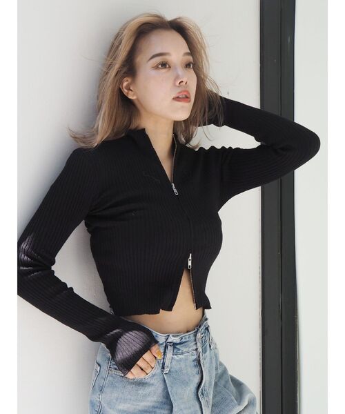 EVRIS（エヴリス）の「ジップタートルリブニットトップス（ニット/セーター・レディース・オレンジ/ホワイト/ブラック/ブルー・FREE）」の13枚目の写真