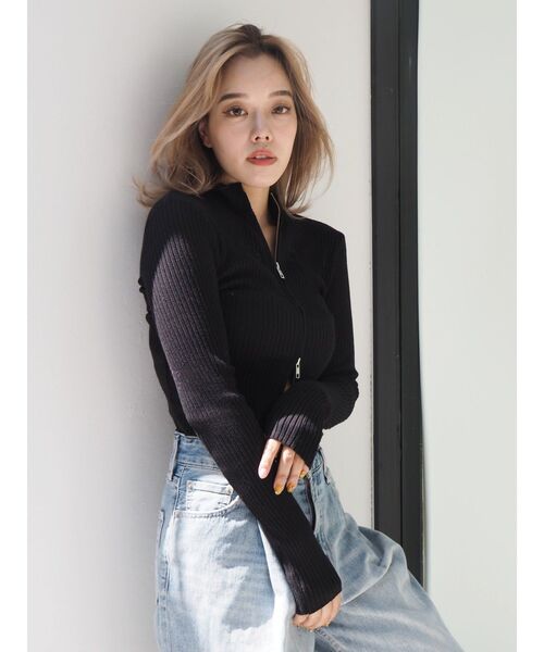 EVRIS（エヴリス）の「ジップタートルリブニットトップス（ニット/セーター・レディース・オレンジ/ホワイト/ブラック/ブルー・FREE）」の14枚目の写真