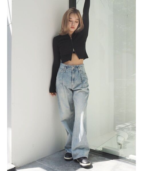 EVRIS（エヴリス）の「ジップタートルリブニットトップス（ニット/セーター・レディース・オレンジ/ホワイト/ブラック/ブルー・FREE）」の17枚目の写真