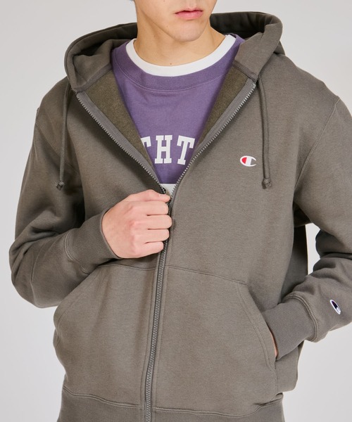 Champion(チャンピオン)の「【Champion/チャンピオン】メンズ ベーシック ジップフーデッドスウェットシャツ(パーカー・メンズ・ダークグレー/ダークグリーン/ブラック/グレー/オートミール/ネイビー・XX-LARGE/MEDIUM/X-LARGE/SMALL/LARGE)」の7枚目の写真