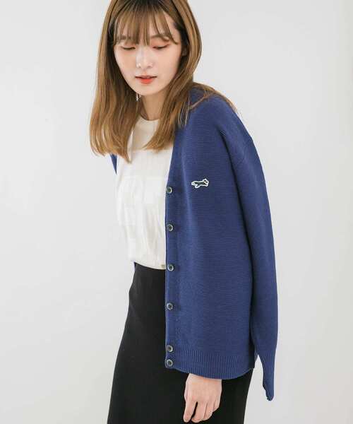 PENNEYS（ぺニーズ）の「『別注』PENNEYS×DOORS　THE FOX Vネックカーディガン（カーディガン/ボレロ・レディース・レッド/キャメル/ミント/アイボリー/ブルー/ピンク/ブルー系その他/ブラック/チャコールグレー/グレー系その他・MEDIUM）」の6枚目の写真