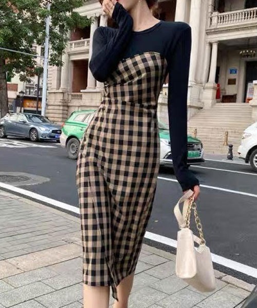 urge：（アージコロン ）の「【URGE：】胸元切替え ブロックチェック ワンピース（ワンピース・レディース・ブラウン・LARGE/SMALL/MEDIUM/X-LARGE）」の2枚目の写真