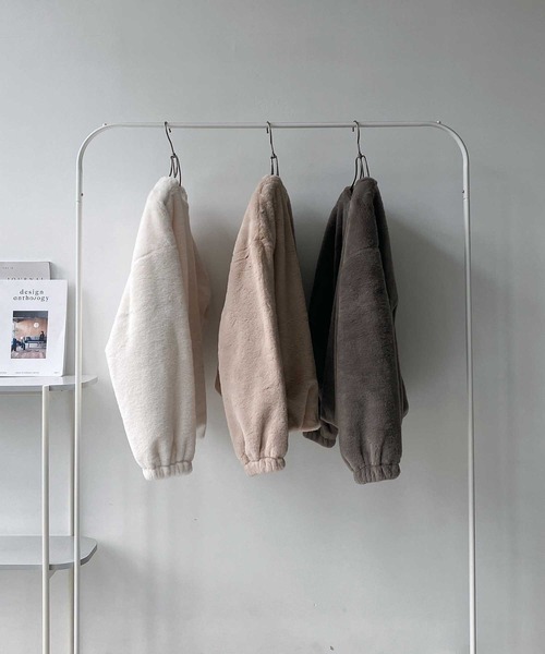 AS KNOW AS plus（アズノゥアズプラス）の「☆フェイクファーノーカラーブルゾン（ブルゾン・レディース・アイボリー/グレイッシュベージュ/サックスブルー/モカ/ブラック・FREE）」の22枚目の写真