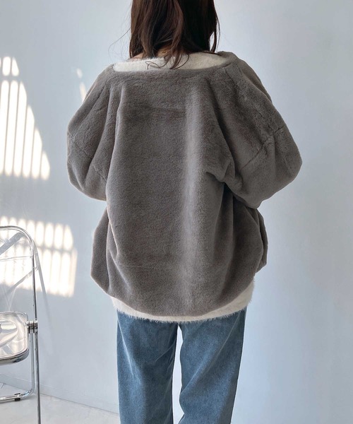 AS KNOW AS plus（アズノゥアズプラス）の「☆フェイクファーノーカラーブルゾン（ブルゾン・レディース・アイボリー/グレイッシュベージュ/サックスブルー/モカ/ブラック・FREE）」の10枚目の写真