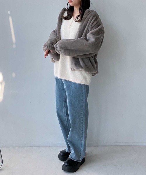 AS KNOW AS plus（アズノゥアズプラス）の「☆フェイクファーノーカラーブルゾン（ブルゾン・レディース・アイボリー/グレイッシュベージュ/サックスブルー/モカ/ブラック・FREE）」の11枚目の写真