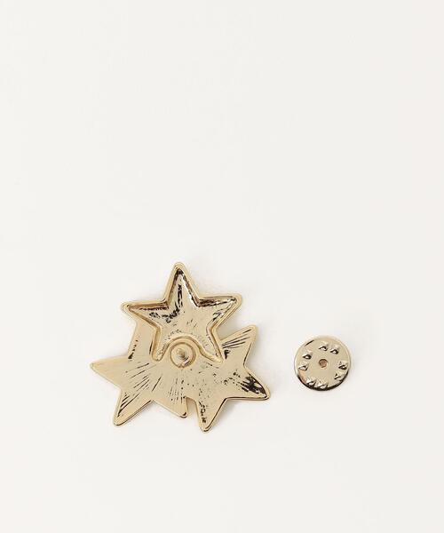 To b. by agnes b.(トゥービーバイアニエスベー)の「WV24 PIN メニ―スターズピンズ(ブローチ/コサージュ・レディース・ブラック・FREE)」の2枚目の写真
