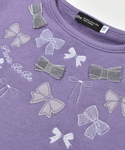 BeBe（ベベ）の「ベア裏毛リボントレーナー(80~150cm)（スウェット・キッズ・ブルー/パープル・120cm/110cm/150cm/140cm/100cm/130cm/90cm/80ｃｍ）」の4枚目の写真