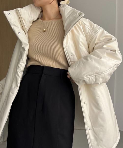 CAPRICIEUX LE'MAGE（カプリシューレマージュ）の「エコレザー中綿ダウンコート（ダウンジャケット/コート・レディース・グリーン系その他/ホワイト・FREE）」の4枚目の写真