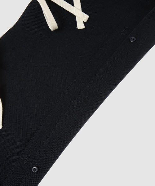 TAN（タン）の「MULTIWAY KNITTED BOLERO（カーディガン/ボレロ・レディース・ダークネイビー/ベージュ・FREE）」の3枚目の写真