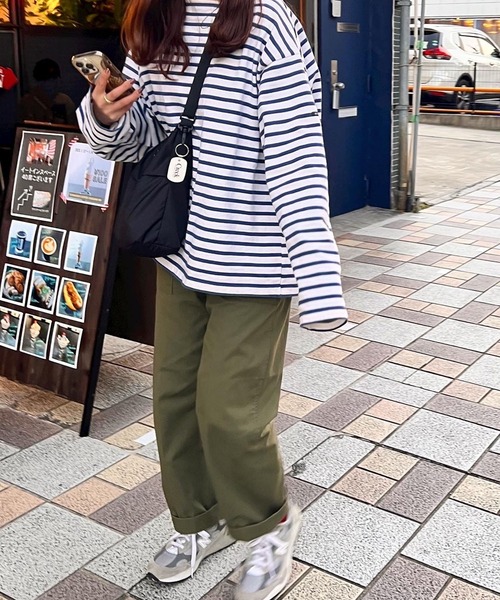 DEVICE(デバイス)の「《新色追加》【@___mika___livingコラボ】カラビナ付き パラコード巾着 ナイロンショルダーバッグ(ショルダーバッグ・レディース・ブラック/ブラック系その他/ライトグレー・FREE)」の15枚目の写真