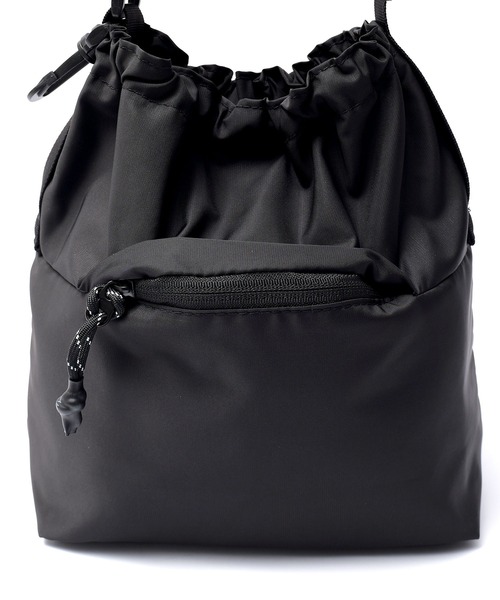 DEVICE(デバイス)の「《新色追加》【@___mika___livingコラボ】カラビナ付き パラコード巾着 ナイロンショルダーバッグ(ショルダーバッグ・レディース・ブラック/ブラック系その他/ライトグレー・FREE)」の22枚目の写真