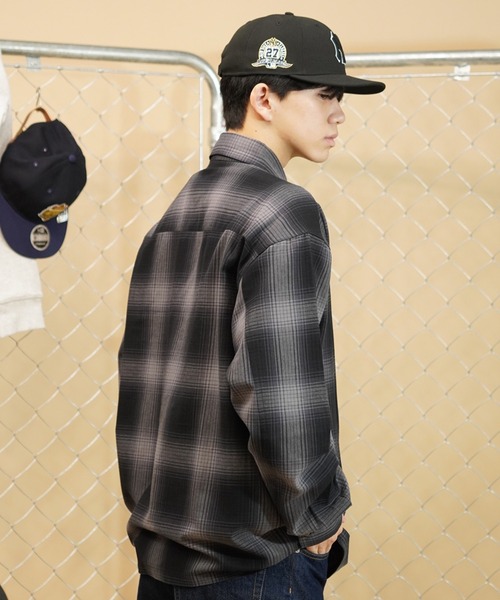 THRASHER（スラッシャー）の「【ムラサキスポーツ別注】THRASHER/スラッシャー 長袖シャツ ボックスシルエット オンブレチェック THM-24ASLSS01（シャツ/ブラウス・メンズ・ブラック系その他/グレー系その他・XL/M/L）」の4枚目の写真