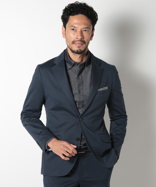 MEN'S BIGI(メンズビギ)の「【ACTIVE TAILOR】ヘリンボーンテーラードジャケット(テーラードジャケット・メンズ・グレー/ネイビー・02/03/04/01)」の4枚目の写真
