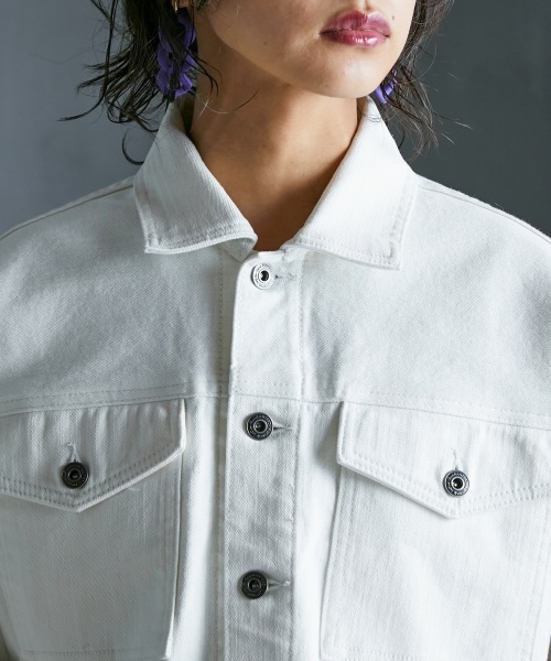 GEVS.（ジェイヴィス）の「＜大きいサイズ＞ ワイドシルエットショート丈デニムジャケット GEVS.（デニムジャケット・レディース・ブラック系/ホワイト系・L～LL/3L～4L/5L～6L）」の16枚目の写真