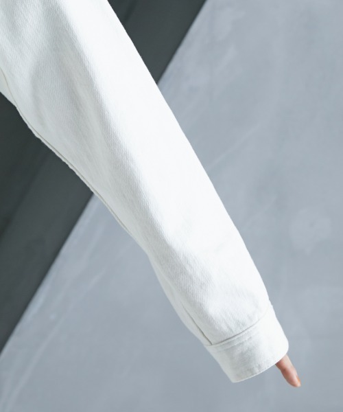 GEVS.（ジェイヴィス）の「＜大きいサイズ＞ ワイドシルエットショート丈デニムジャケット GEVS.（デニムジャケット・レディース・ブラック系/ホワイト系・L～LL/3L～4L/5L～6L）」の19枚目の写真