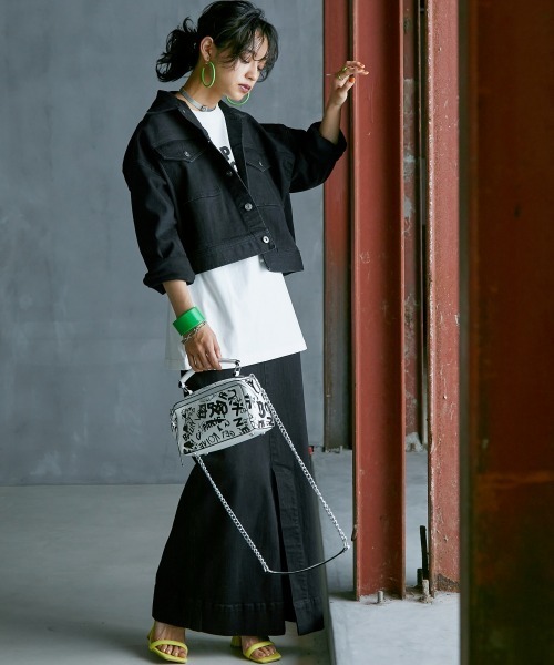 GEVS.（ジェイヴィス）の「＜大きいサイズ＞ ワイドシルエットショート丈デニムジャケット GEVS.（デニムジャケット・レディース・ブラック系/ホワイト系・L～LL/3L～4L/5L～6L）」の7枚目の写真