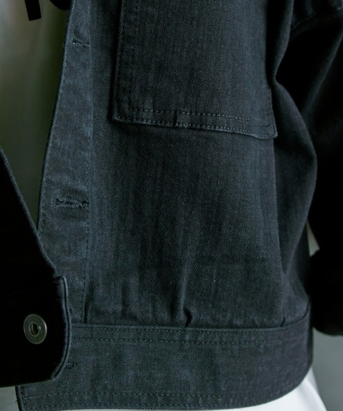 GEVS.（ジェイヴィス）の「＜大きいサイズ＞ ワイドシルエットショート丈デニムジャケット GEVS.（デニムジャケット・レディース・ブラック系/ホワイト系・L～LL/3L～4L/5L～6L）」の22枚目の写真