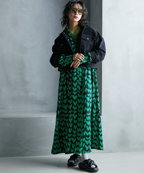 GEVS.（ジェイヴィス）の「＜大きいサイズ＞ ワイドシルエットショート丈デニムジャケット GEVS.（デニムジャケット・レディース・ブラック系/ホワイト系・L～LL/3L～4L/5L～6L）」の9枚目の写真