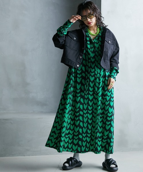 GEVS.（ジェイヴィス）の「＜大きいサイズ＞ ワイドシルエットショート丈デニムジャケット GEVS.（デニムジャケット・レディース・ブラック系/ホワイト系・L～LL/3L～4L/5L～6L）」の10枚目の写真