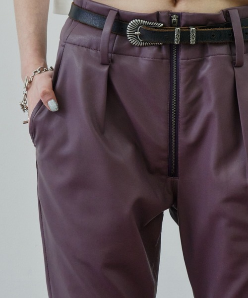 AIVER(アイバー)の「AIVER フェイクレザーセミフレアパンツ(その他パンツ・メンズ・ピンク系その他/ブラック・LARGE/MEDIUM/SMALL)」の18枚目の写真