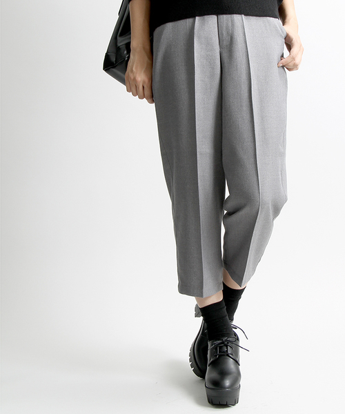 WEGO（ウィゴー）の「WEGO/センタープレスクロップドパンツ（その他パンツ・レディース・ブルー系その他/ホワイト系その他/グレー/ブラック・FREE）」の3枚目の写真