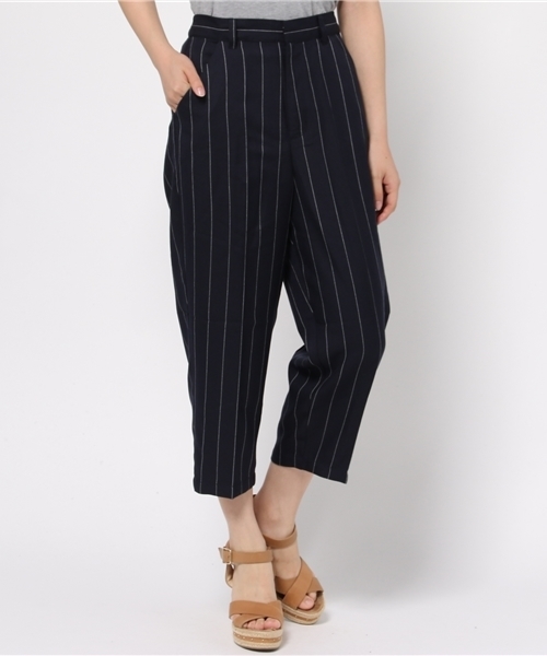 WEGO（ウィゴー）の「WEGO/センタープレスクロップドパンツ（その他パンツ・レディース・ブルー系その他/ホワイト系その他/グレー/ブラック・FREE）」の11枚目の写真