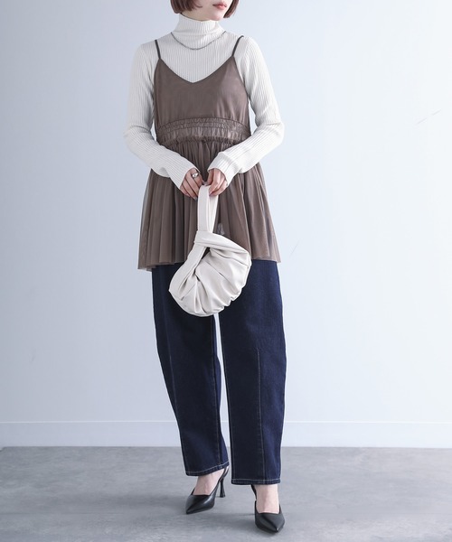 n'OrLABEL（ノアールレーベル）の「『カーブシルエットデニム』（デニムパンツ・レディース・インディゴブルー/ブラック/ワンウォッシュ・M/S/LL/L）」の13枚目の写真