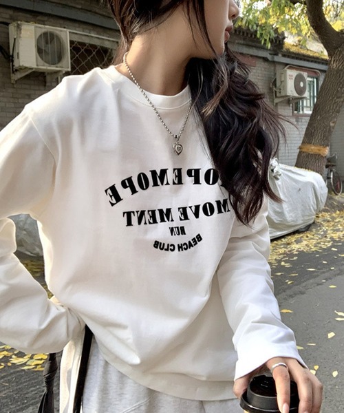 aimoha(アイモハ)の「ロゴプリント ルーズロングTシャツ(Tシャツ/カットソー・レディース・ダークグレー/ホワイト・FREE)」の7枚目の写真