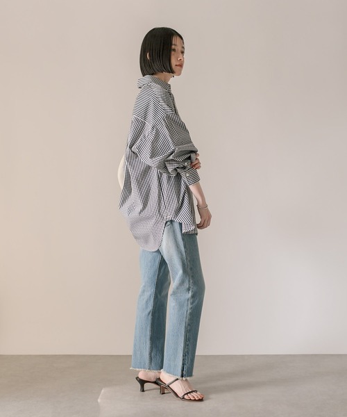 RIVE DROITE（リヴドロワ）の「低身長サイズあり/MONN.:. ストレートデニム（デニムパンツ・レディース・ブルー・34/36/38/40）」の2枚目の写真