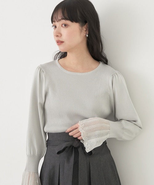 earth music&ecology（アースミュージックアンドエコロジー）の「袖ポイントニットプルオーバー（ニット/セーター・レディース・ネイビー/アイボリー/ライトグレー系1/ブルー・M/S）」の3枚目の写真