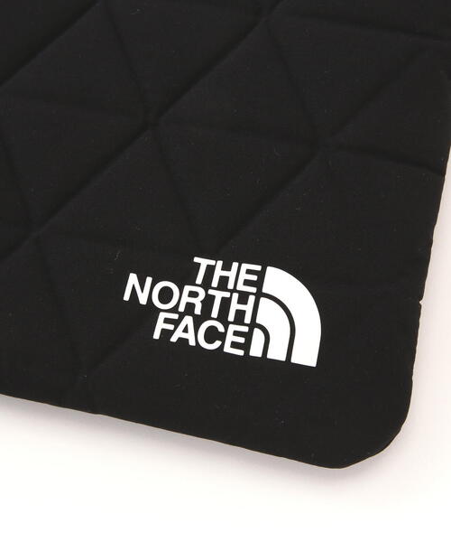 THE NORTH FACE(ザノースフェイス)の「THE NORTH FACE (ザ・ノース・フェイス)Geoface PC Sleeve 13’ ジオフェイスピーシースリーブ13インチ(トートバッグ・メンズ・ブラック・F)」の9枚目の写真