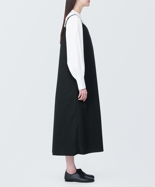 無印良品(ムジルシリョウヒン)の「婦人 シワになりにくい ブロードキャミソールワンピース(ワンピース・レディース・ネイビー系/グレー/ブラック・XS/XL/L/M/S)」の21枚目の写真