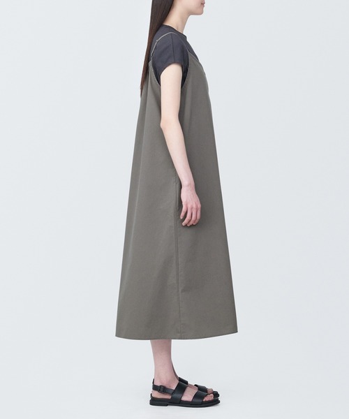 無印良品(ムジルシリョウヒン)の「婦人 シワになりにくい ブロードキャミソールワンピース(ワンピース・レディース・ネイビー系/グレー/ブラック・XS/XL/L/M/S)」の17枚目の写真